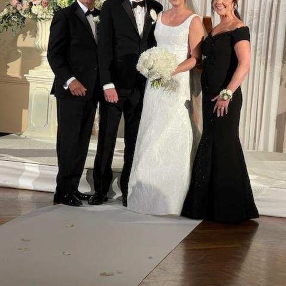 Ideas by Barbara gown - Picture 4 of 8